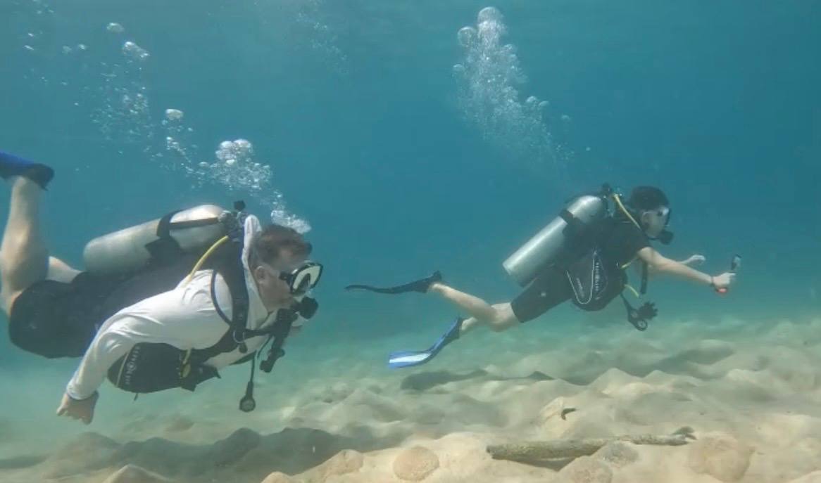 Scuba Divers